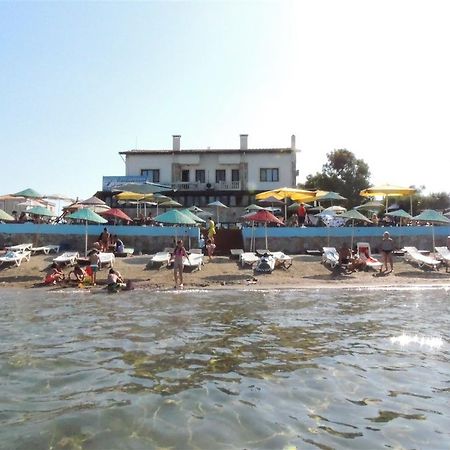 Cunda Beyaz Balina Hotel ไอวาลิค ภายนอก รูปภาพ