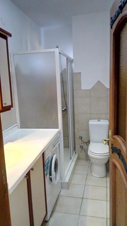 Cunda Beyaz Balina Hotel ไอวาลิค ภายนอก รูปภาพ